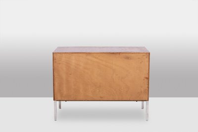 André Monpoix. Cassettone in teak con 3 cassetti. Circa 1960. LS6357708M