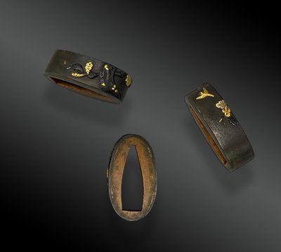 FUCHI KASHIRA, MENUKI, KOZUKA SET Giappone, fine XIX secolo
