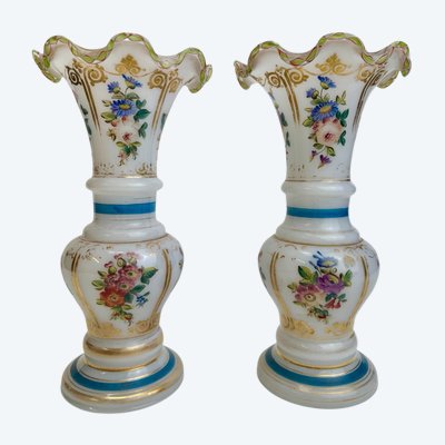 Baccarat - Pair of Opaline Vases