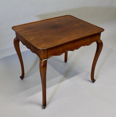 Mahogany cabaret table from CUBA 18th century period