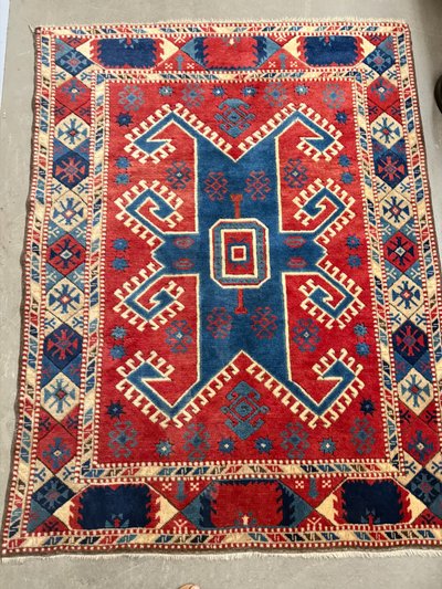 Antique Turkish carpet 19th century, wool with geometric patterns, 170x130cm