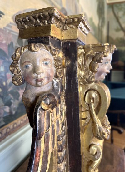 Architectural element of a carved wooden altarpiece - 18th century