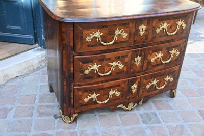 Commode en palissandre d époque Louis XIV