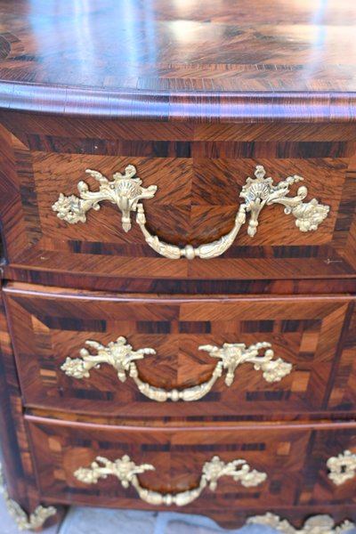 Commode en palissandre d époque Louis XIV