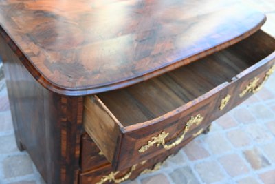 Commode en palissandre d époque Louis XIV