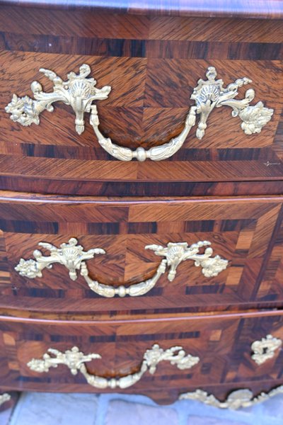 Commode en palissandre d époque Louis XIV