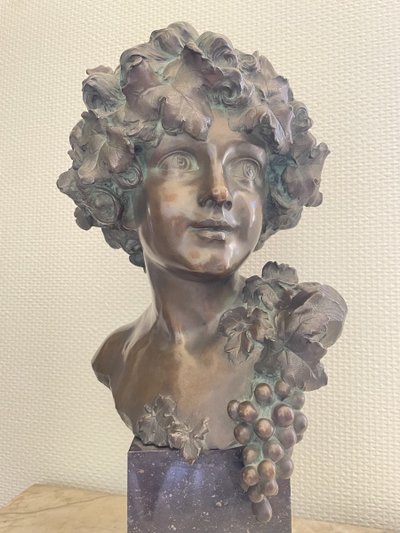 Épreuve en bronze représentant le jeune Bacchus signé P. Philippe 
