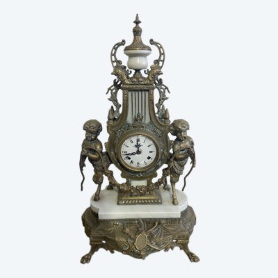 Neoclassical clock in marble and bronze from the 19th century