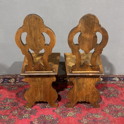 Paire de tabourets Renaissance anciens