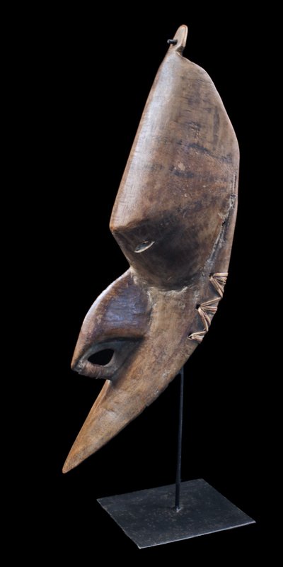 Brag mask, Oceanic art, tribal art, Papua New Guinea, Sculpture, primitive arts, 63 cm