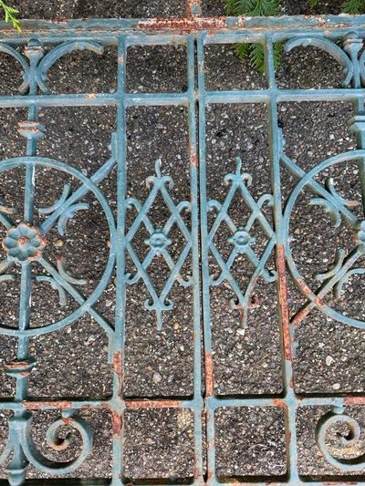 Rambarde -l/ Garde-corps en fer forgé de balcon ancien 