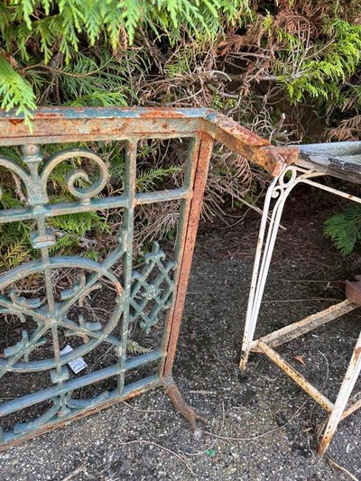 Rambarde -l/ Garde-corps en fer forgé de balcon ancien 