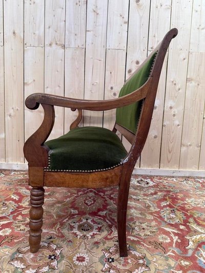 Small sofa - bench from the Restoration period in walnut