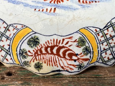 Large Sinceny Earthenware Tray – 18th Century – Chinoiserie & Bird Decor