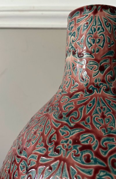 Grande vaso artistico in ceramica con intreccio in smalto firmato
