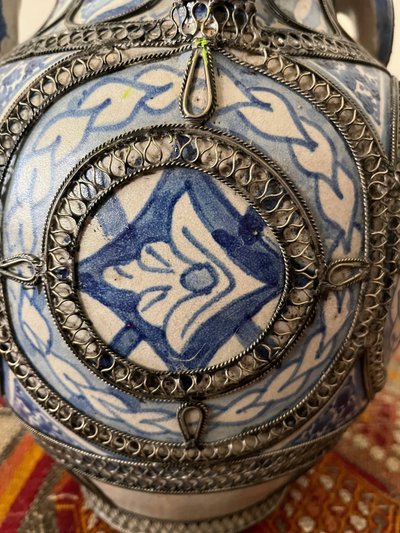 Vase Afrique du Nord Maroc Mauresque Filigrane Argent Fès céramique