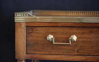 Console Louis XVI, walnut, XVIIIth century