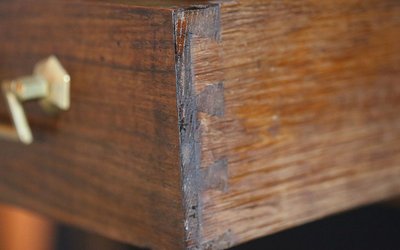 Console Louis XVI, walnut, XVIIIth century