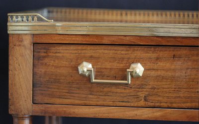 Console Louis XVI, walnut, XVIIIth century