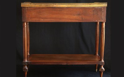 Console Louis XVI, walnut, XVIIIth century