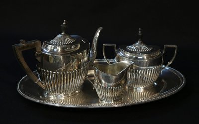 Silver-plated tea service English 