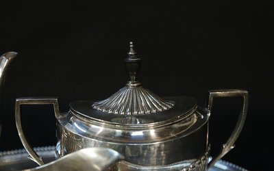 Silver-plated tea service English 