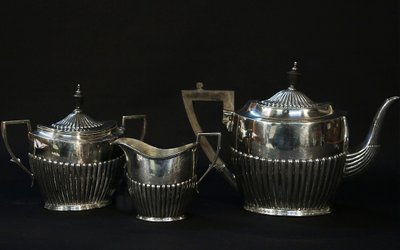 Silver-plated tea service English 