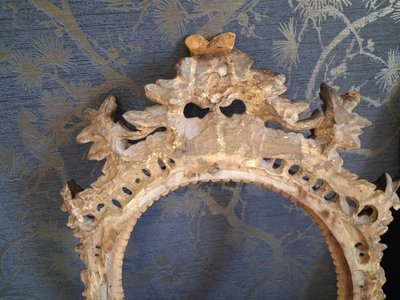 Cadre époque XIX bois sculpté  69 x 43