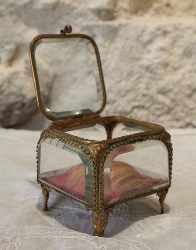 Napoleon III brass and beveled glass jewelry box, late 19th century