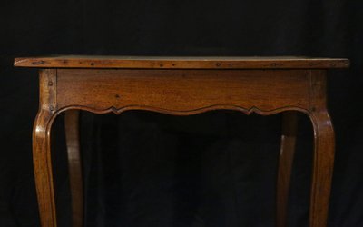 Louis XV game table, 18th century Walnut