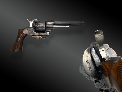 Coffret contenant un REVOLVER LEFAUCHEUX FINITION LUXE Belgique – XIXème siècle.