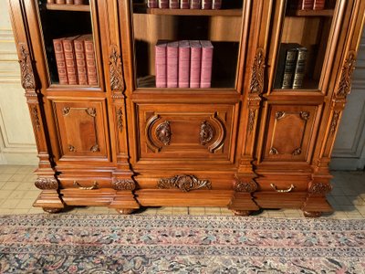 Grande libreria Napoleone III in noce biondo del XIX secolo a 3 ante