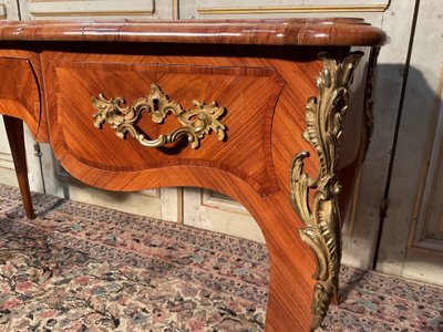 Scrivania piatta in palissandro e bellissimi bronzi