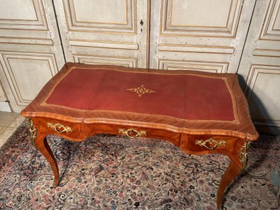 Scrivania piatta in palissandro e bellissimi bronzi