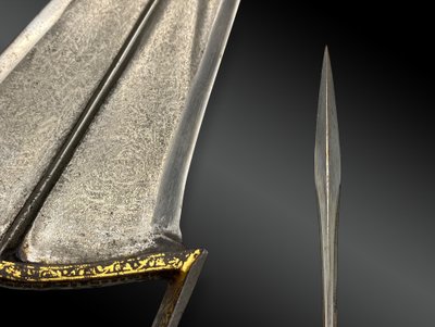 DAGGER called Katar Jamadhar, with its scabbard. Mughal Empire, India, early 19th century