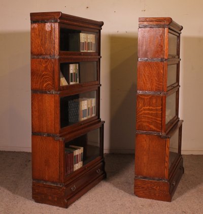 paire de bibliothèques Globe Wernicke en chêne circa 1900