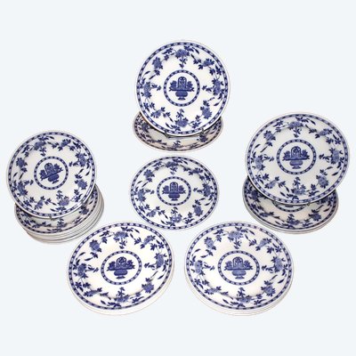 24 englische Steingutteller von Minton, Delfter Blau-Dekor, spätes 19. Jahrhundert