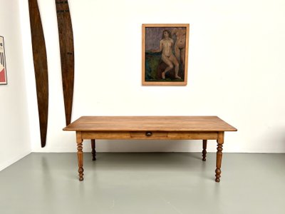 Table de ferme en noyer blond – circa 1900
