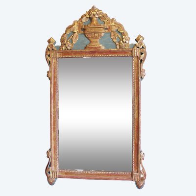 69 x 123 cm Louis XVI mirror, 18th century, carved and gilded wood