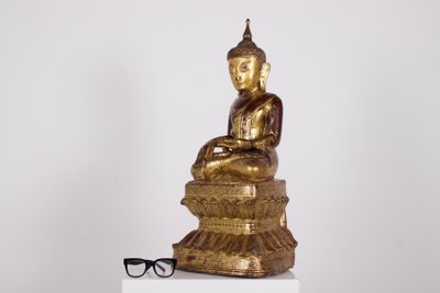 Buddha Maravijaya Konbaung birmano