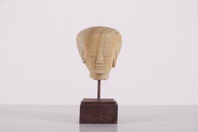 Tête en Tuf Royaume Majapahit