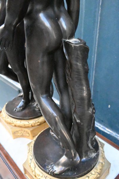 Paar seltener Bronzen: Die Medici-Venus und der Belvedere-Antinoos nach der Antike