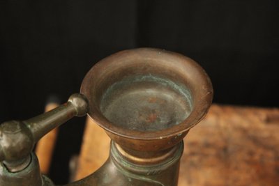 Importante rubinetto da fontana in bronzo patinato, fine XIX secolo
