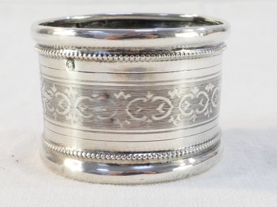 Portatovaglioli in argento massiccio del XIX secolo di Gaston BESEGHER