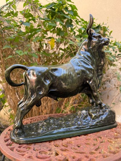 Rosa Bonheur, Toro in bronzo con patina verde sfumata, XIX secolo