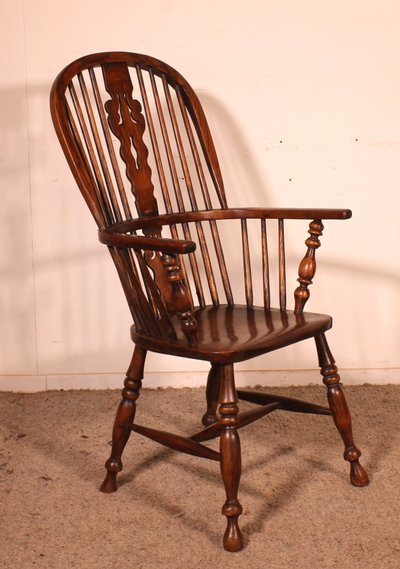 Windsor Armchair In Ash And Elm From The Early 19th Century