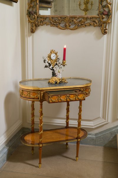 Table à écrire d'époque Louis XVI