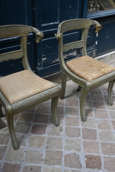 Pair of chairs decorated with ram's heads in plated metal, INDIA