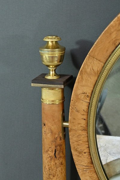 Coiffeuse en placage de Loupe d’Orme, époque Empire – Début XIXe