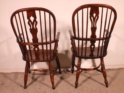 Coppia di poltrone Windsor inglesi del XIX secolo